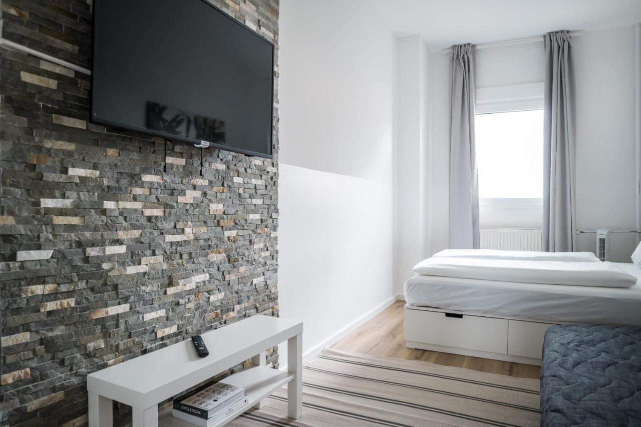 Spacious Apartment In Berlin Mitte For 6 Exterior foto