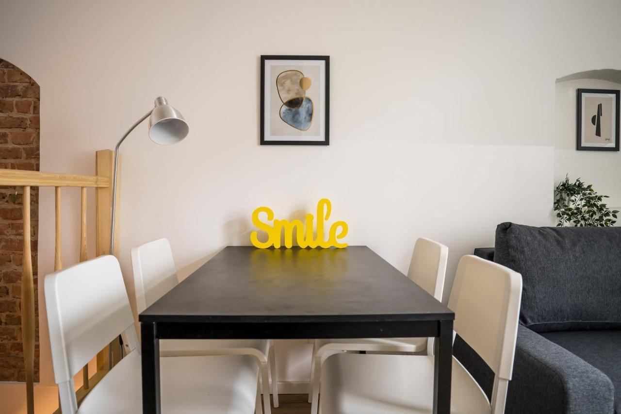 Spacious Apartment In Berlin Mitte For 6 Exterior foto